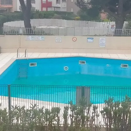 Cap D'agde La Grande Voile Daire *